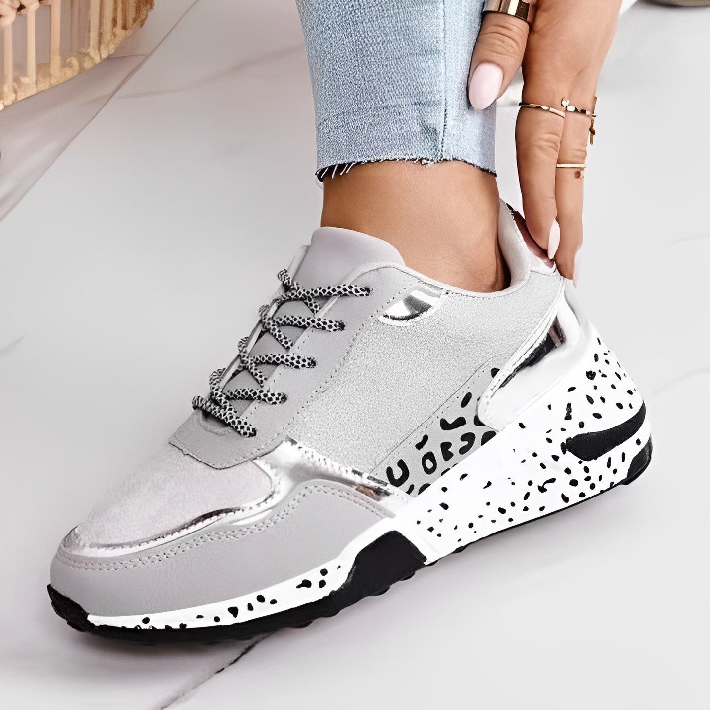 Zapatillas ortopédicas de mujer con suela flexible y soporte plantar – WALKARIA