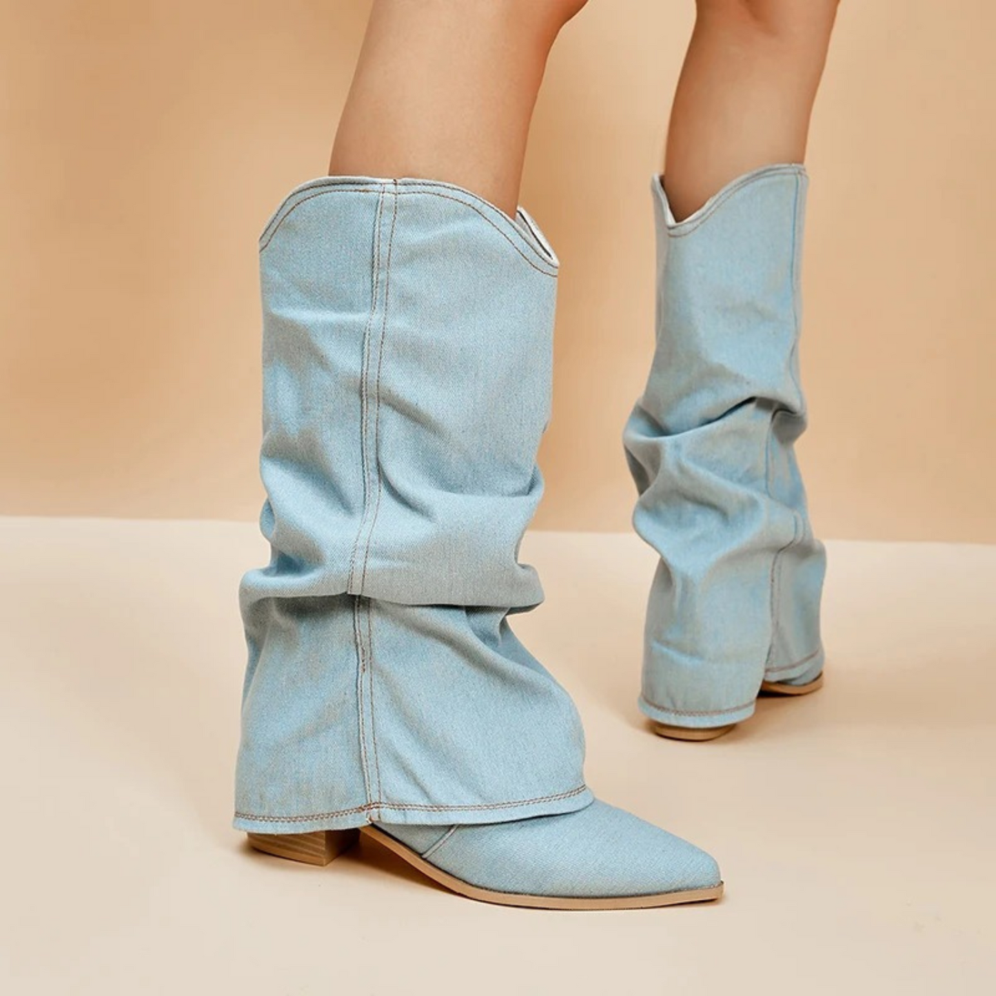 FIORENZA – Botas de mezclilla plisadas con tacón grueso para mujer