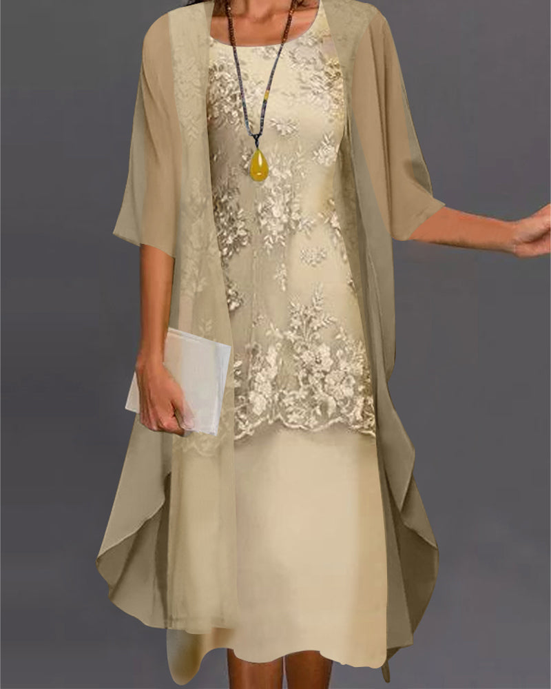 Vestido elegante con encaje y capa de gasa para invitada de boda – AURELIA
