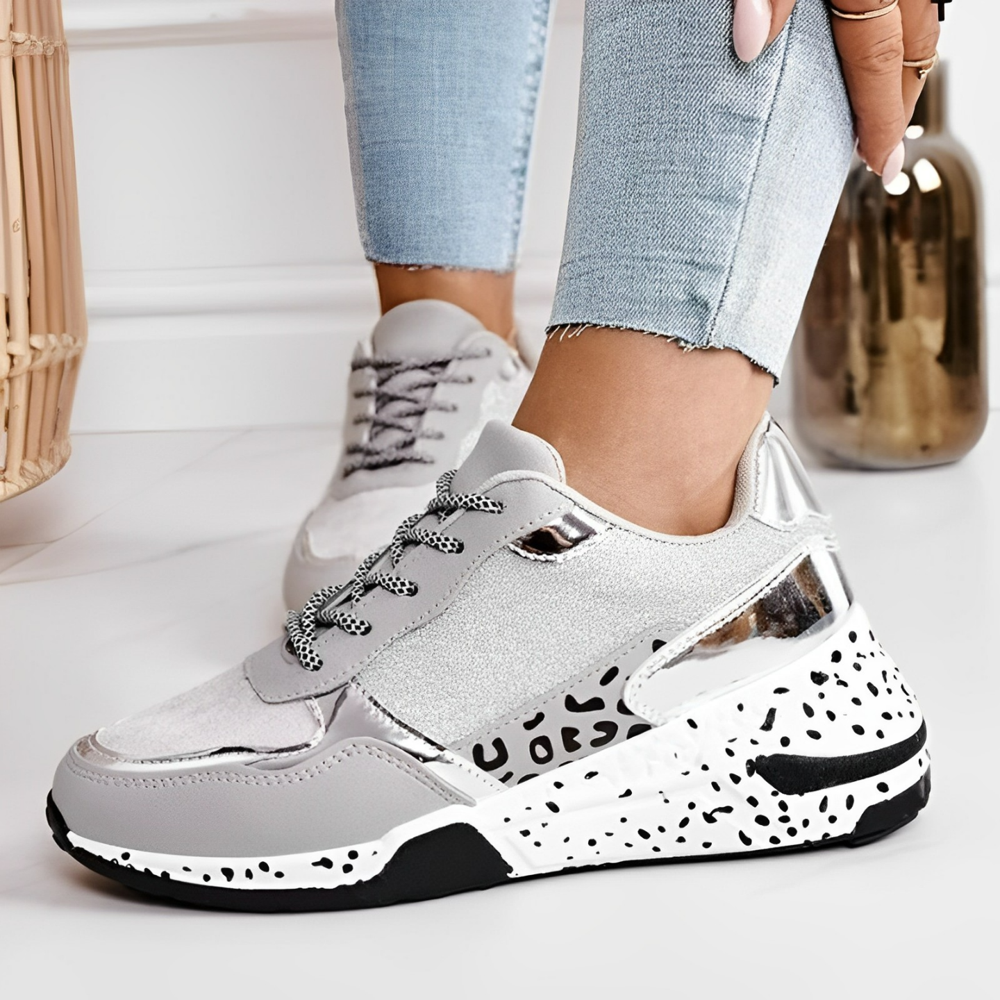 Zapatillas ortopédicas de mujer con suela flexible y soporte plantar – WALKARIA