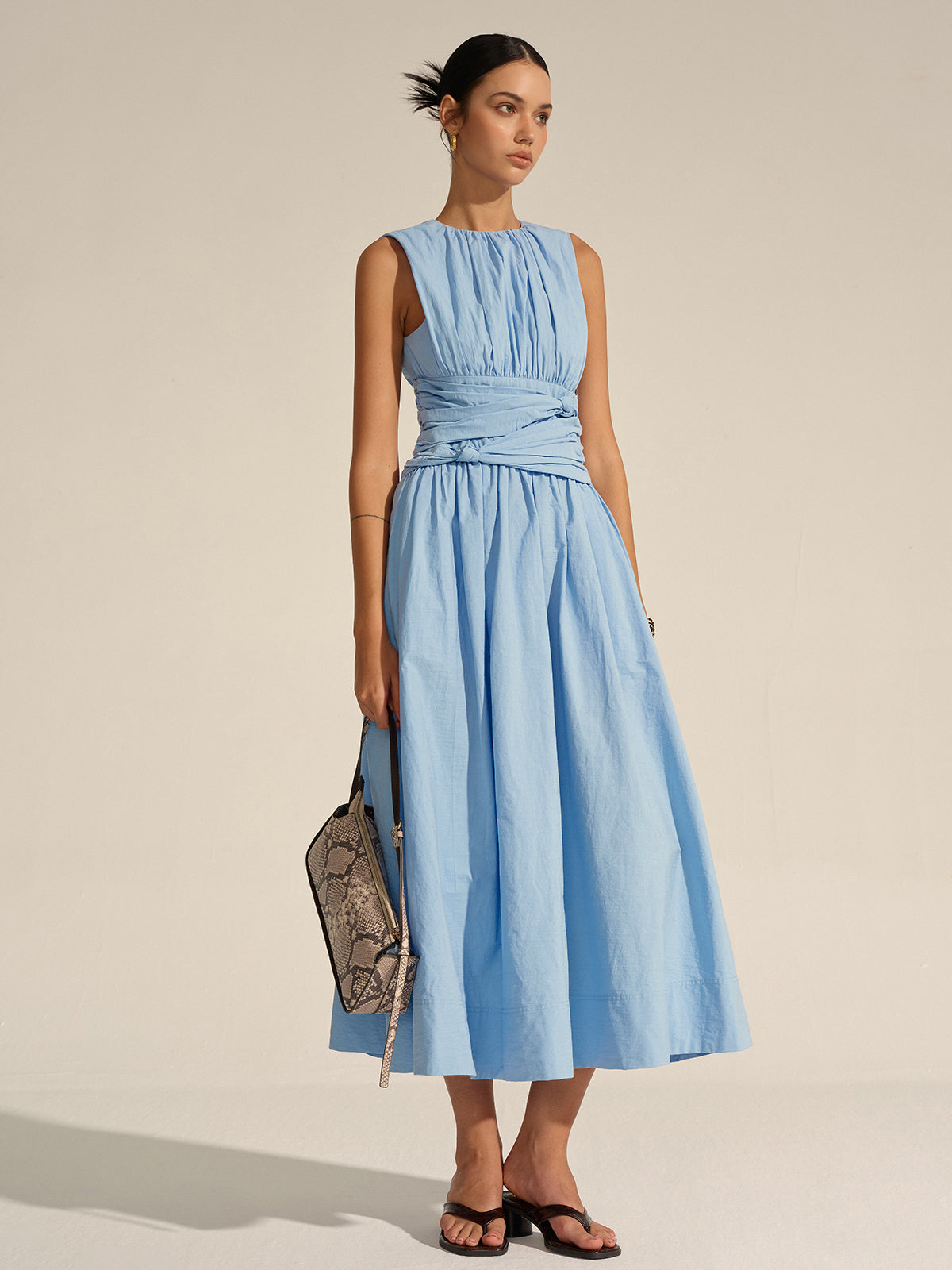 Vestido largo con cintura fruncida – LUXIA