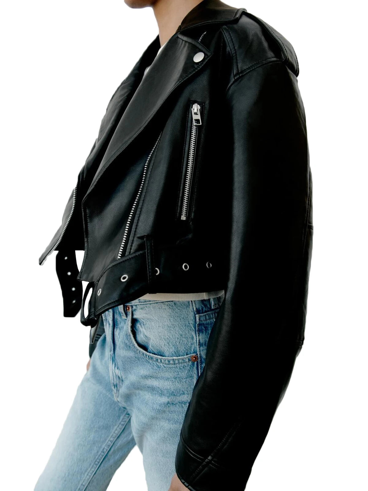 Chaqueta clásica de mujer en piel sintética con diseño elegante – CLAUDIA