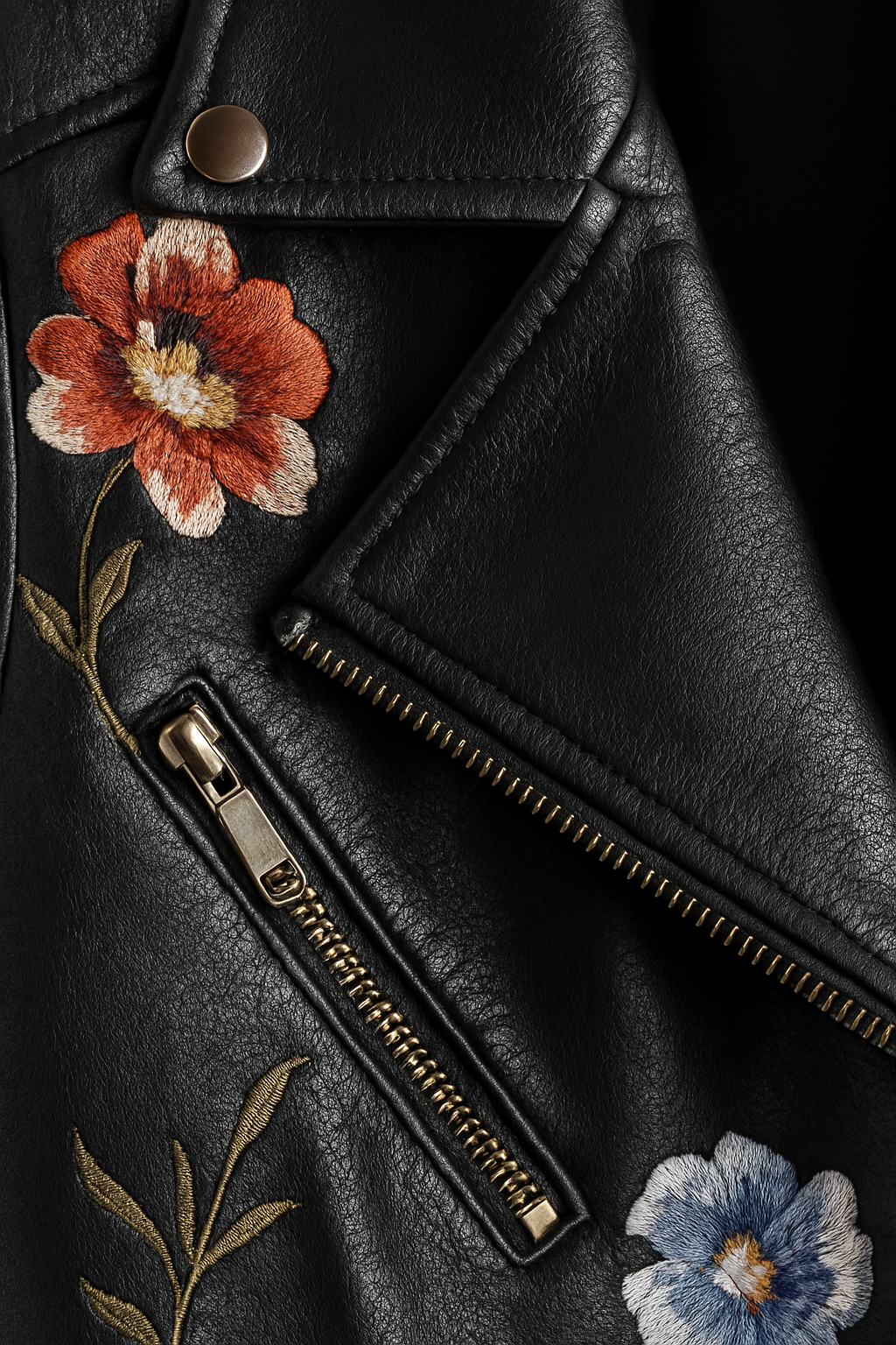 Chaqueta de polipiel para mujer con bordado floral – FLORELLA