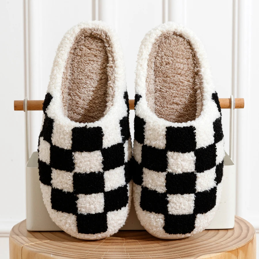 Zapatillas de casa para mujer en forro polar con estampado de cuadros – LUDOVICA