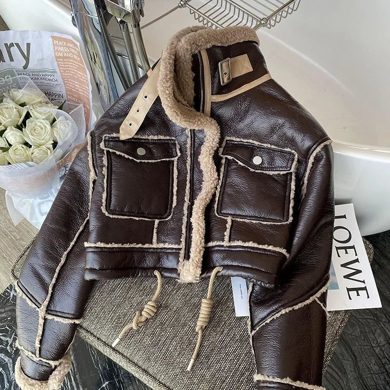 THALASSA - Chaqueta de cuero con cremallera, forro polar y bolsillos delanteros para mujeres