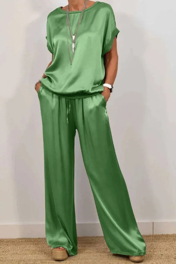 Conjunto satinado de dos piezas con top y pantalón – ZARELLE