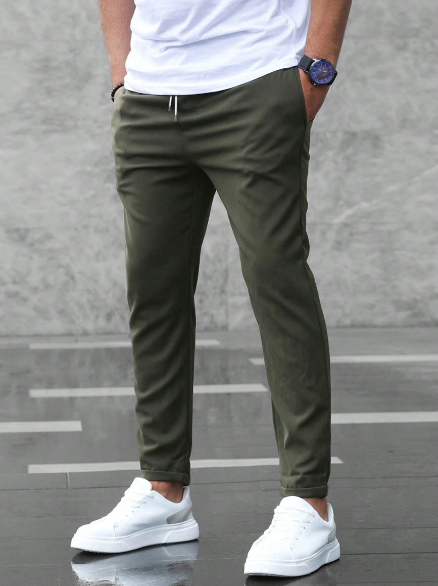 Pantalón deportivo para hombre con corte ajustado y estilo urbano – FERANOX