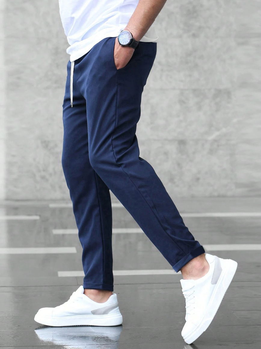 Pantalón deportivo para hombre con corte ajustado y estilo urbano – FERANOX
