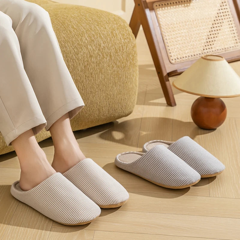 Zapatillas de casa con estampado a rayas y suela antideslizante – VERÓNICA