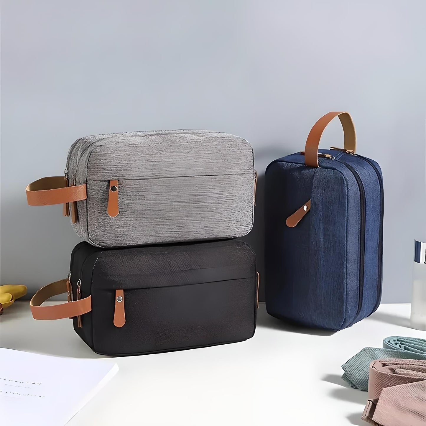 Neceser de hombre con diseño moderno y delgado – JETHRO