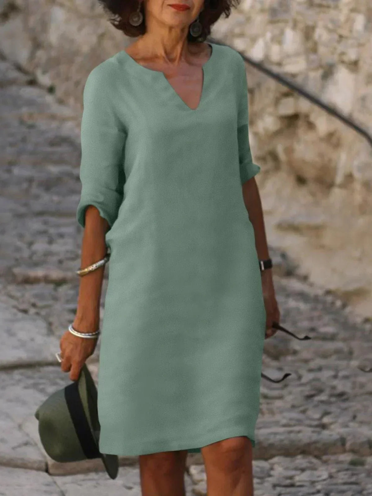 Vestido elegante con escote en V para invitada de boda – JOSETTE GRACE