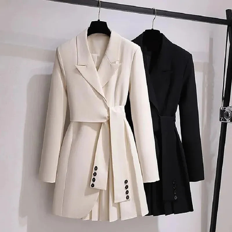 SOFIA - Abrigo estilo gabardina con corte ajustado para mujer