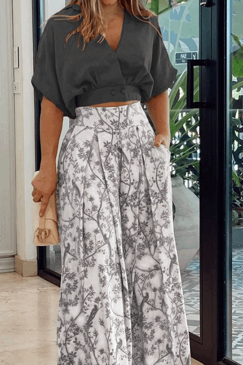Conjunto tropical estampado de top y pantalón corto – TAHINYA