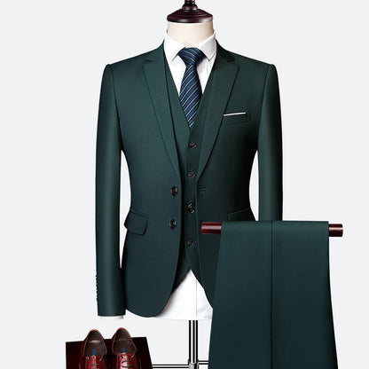 CYPRUS - Traje de tres piezas elegante para hombre
