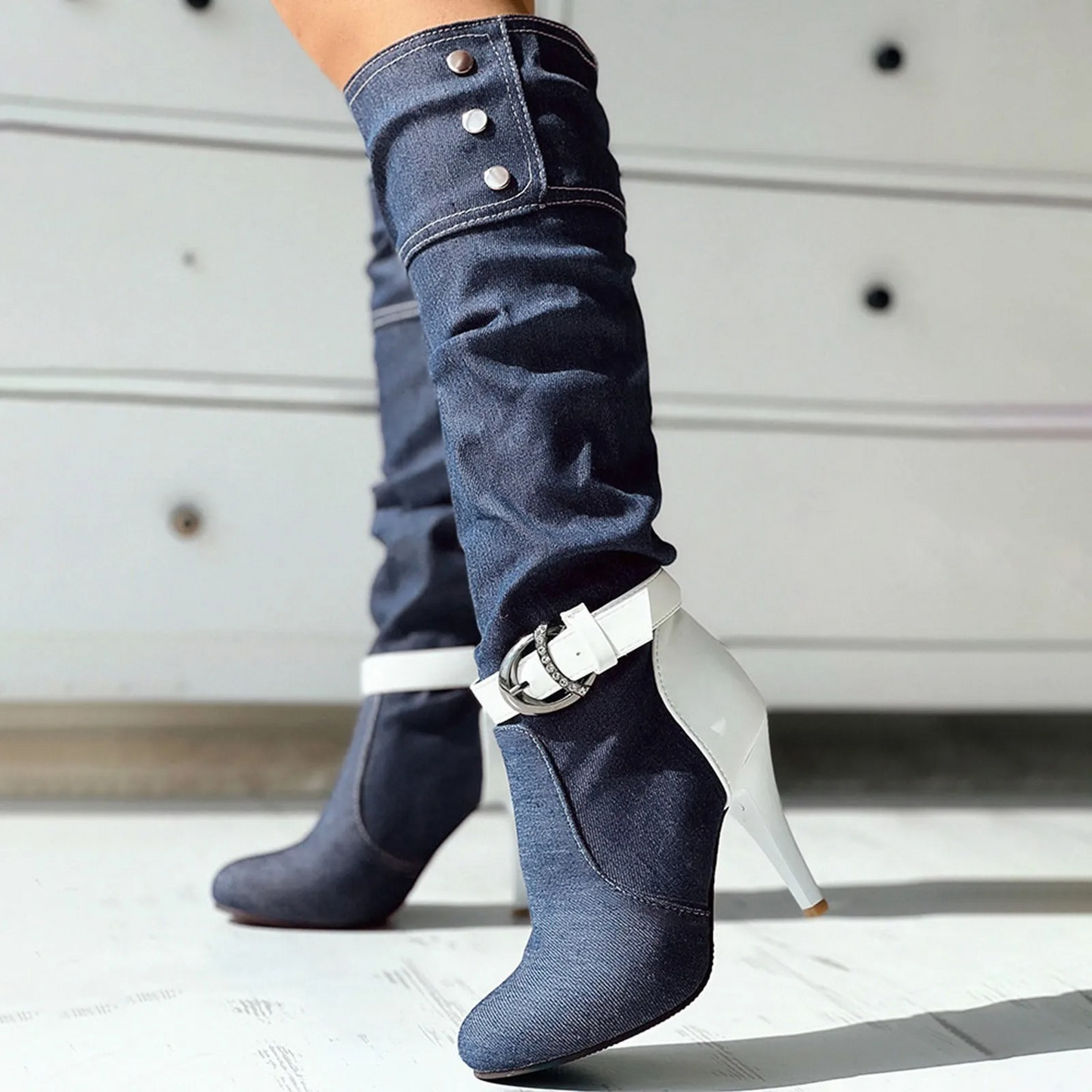 LIV - Botas altas con diseño patchwork y botones decorativos