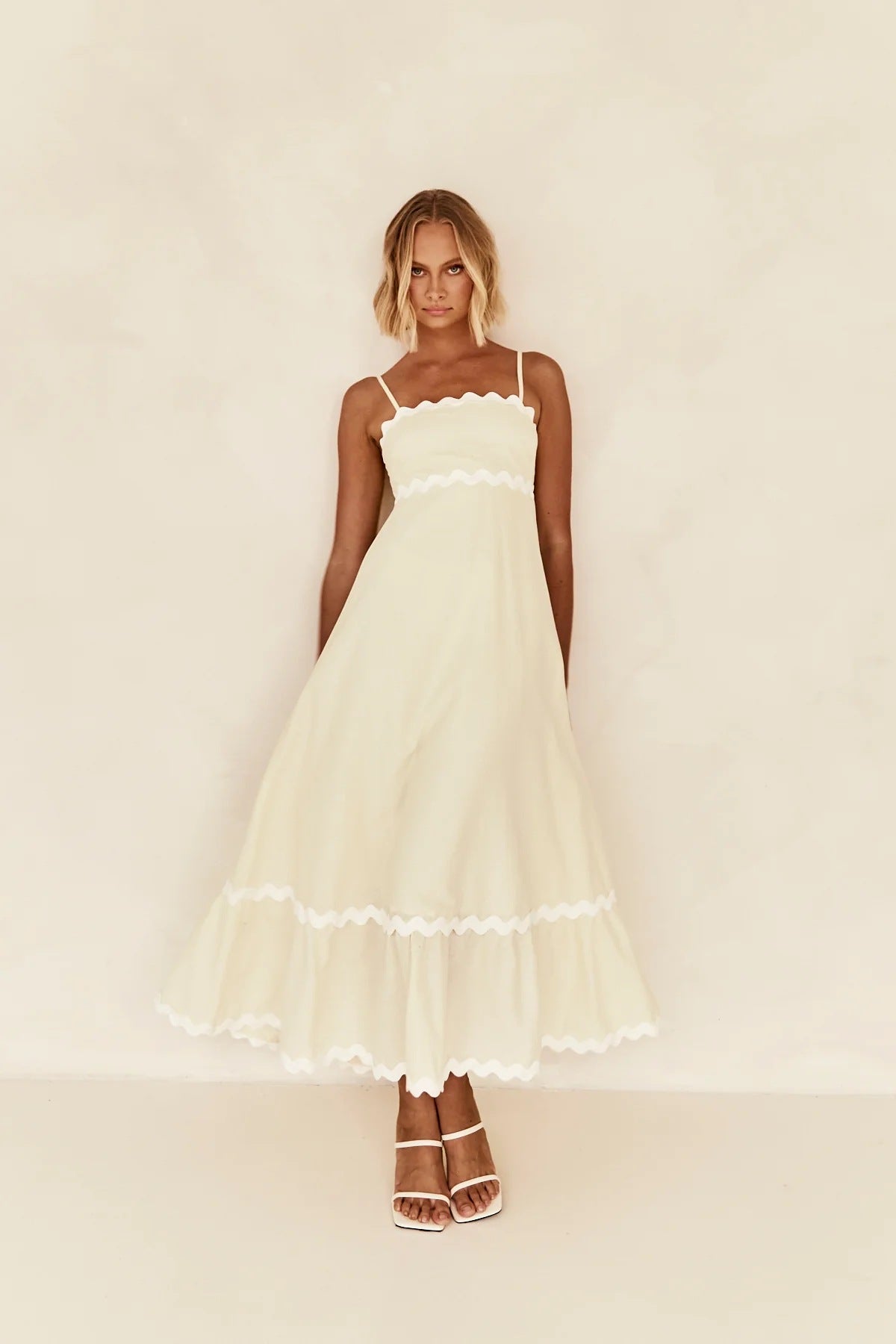 Mar - Vestido Largo de Tirantes Con Diseño de Ondas Color Combinado Playa Primavera Verano Para Mujer Amarillo
