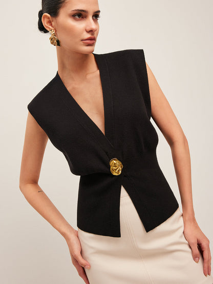 Chaleco de punto con escote en V y botones – ARIA