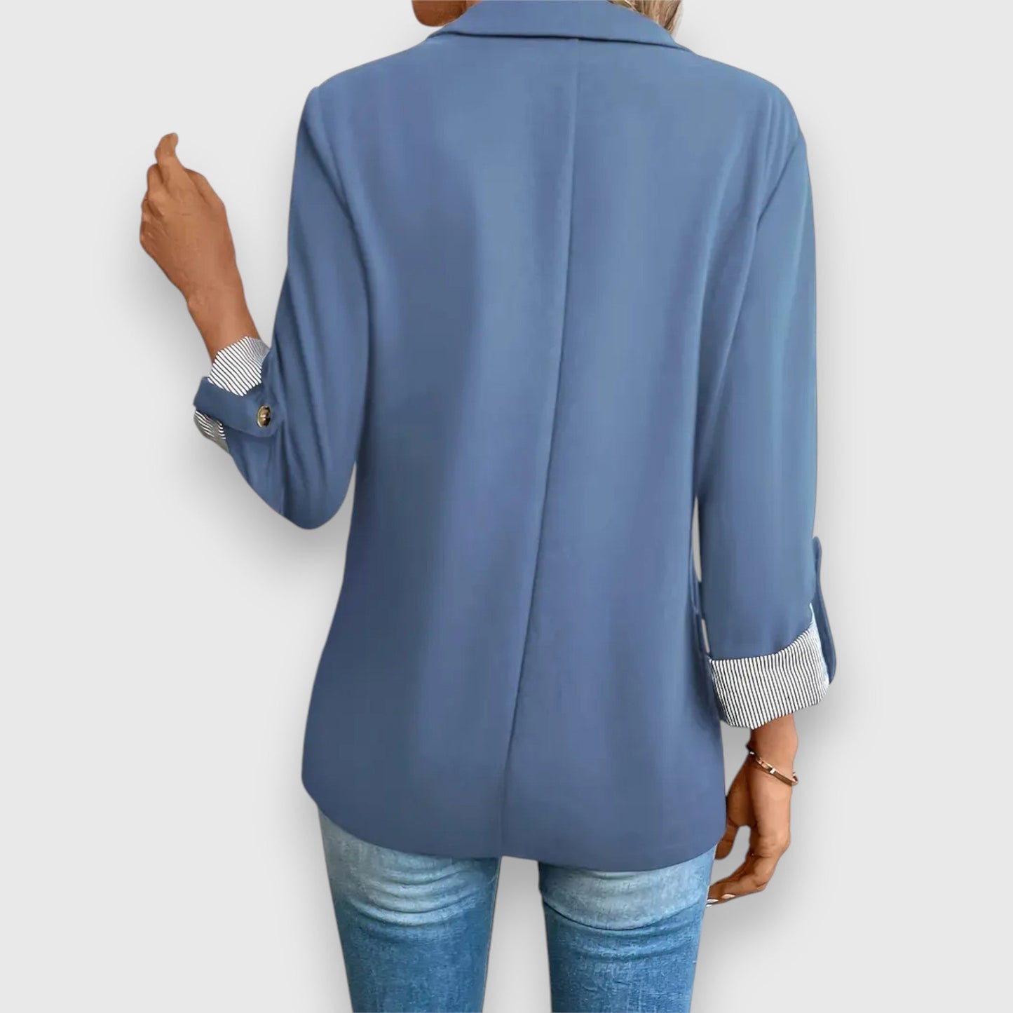 Blazer relajada con mangas remangadas para mujer – CELIA