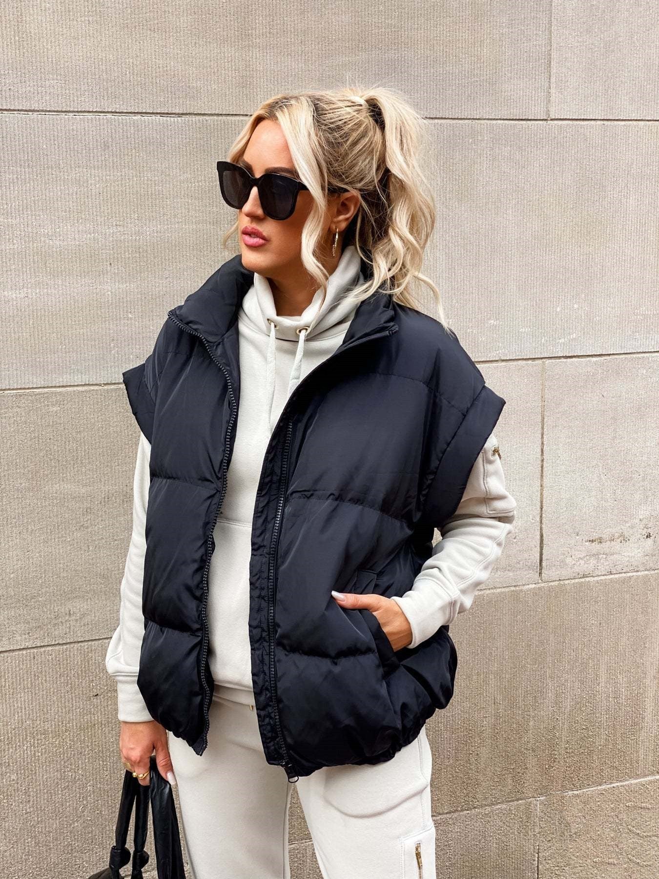 Chaqueta de mujer sin mangas y diseño moderno – JESSIKA
