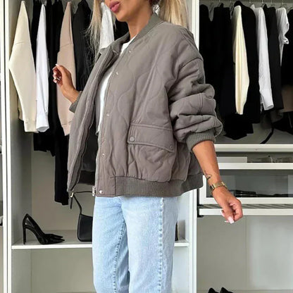 Bomber oversize de mujer acolchada con forro interior – KALYNA