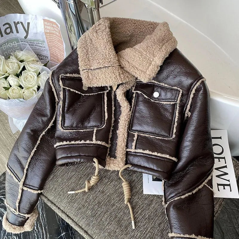 THALASSA - Chaqueta de cuero con cremallera, forro polar y bolsillos delanteros para mujeres