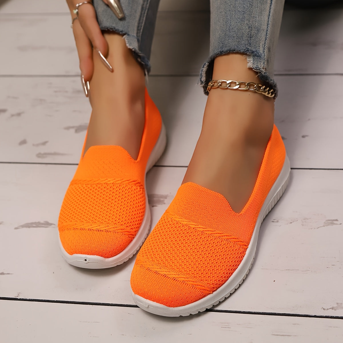 Zapatillas para mujer veraniegas y cómodas – VELOCIA