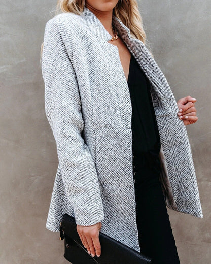 Blazer de punto abierta con corte estructurado – LÉANA