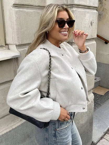 Cazadora bomber corta para mujer con botones de presión – ALVÉA