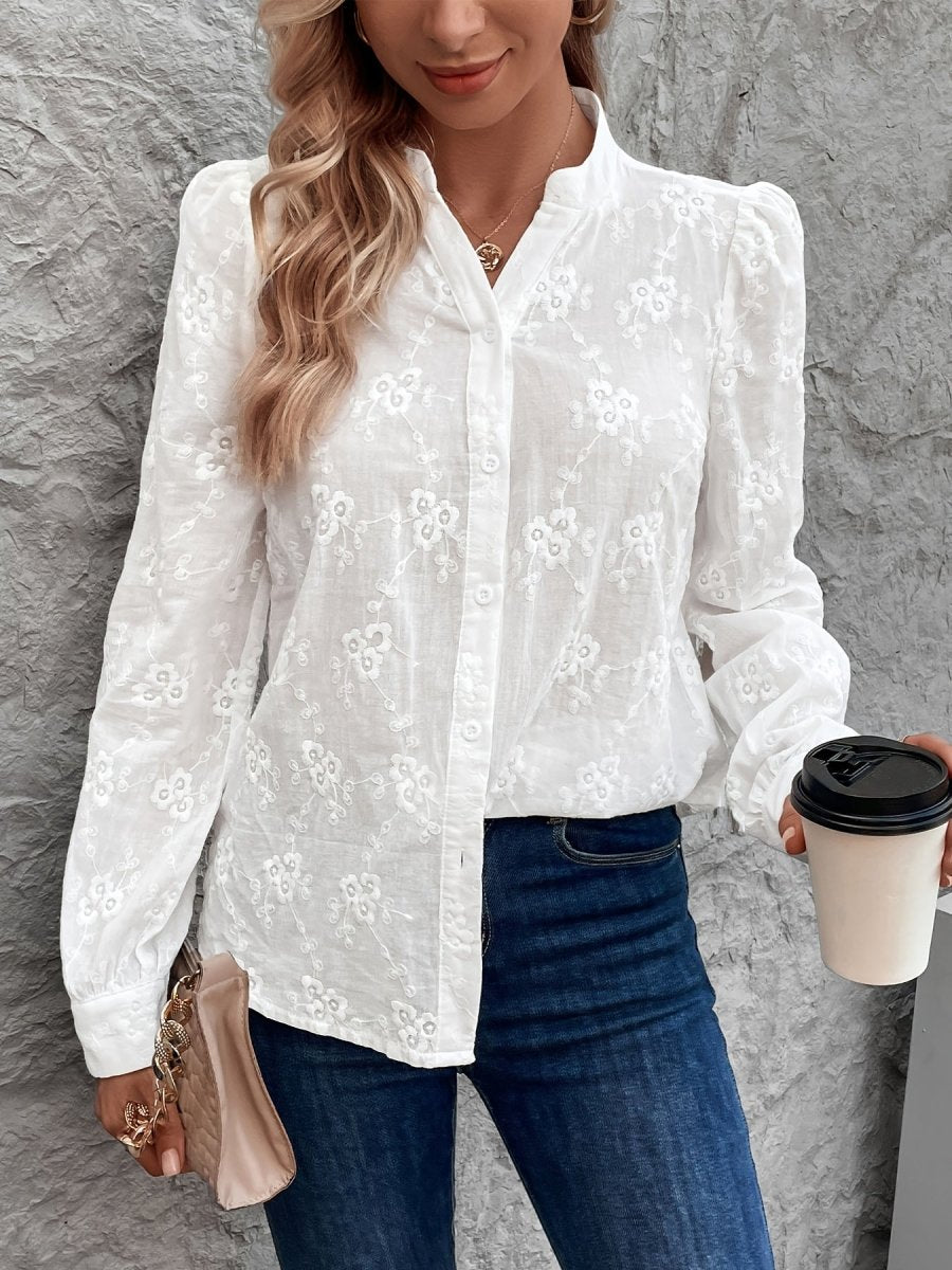 Blusa femenina con detalles elegantes y corte fluido – SOFÍA